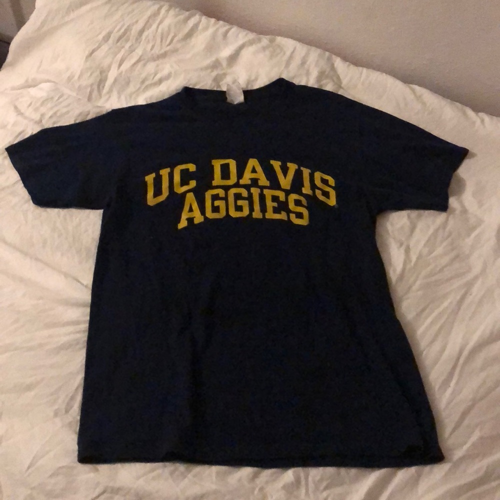 UC Davis shirt